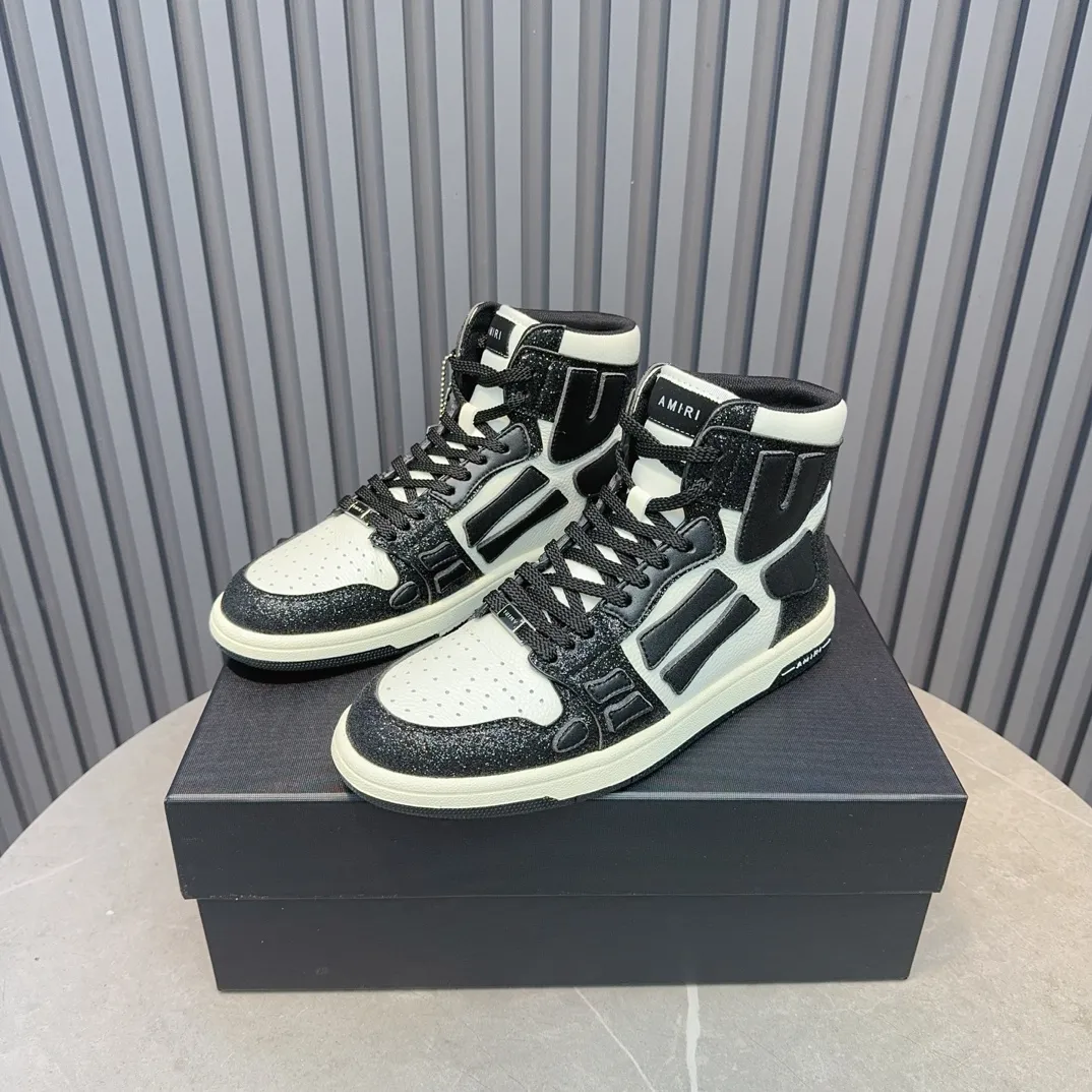 Men's shoes💰620💰 AMIRI AMIRI trendy brand hot sale🔥 Available all year round✅Couples💑 Official website synchronization Imported fabrics 1⃣️ratio 1⃣️Re-engraved, original factory special original sole, 35-45 (38.45. Non-refundable)